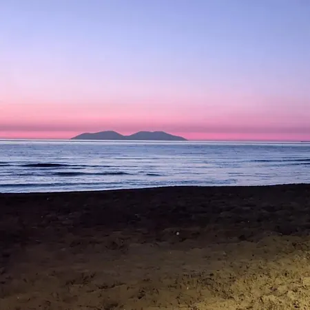 Star House 12 Vlorë