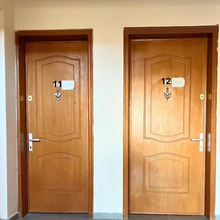 Star House 12 Vlorë