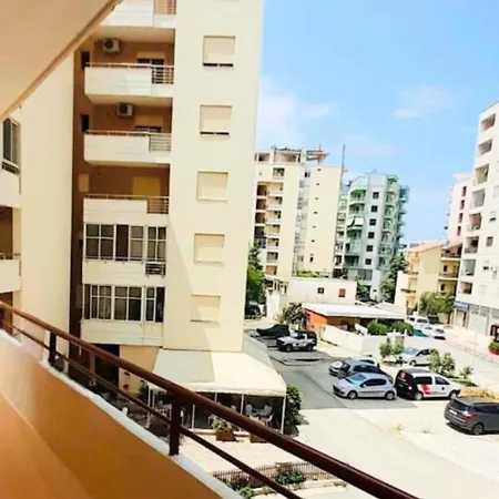 Star House 12 Apartment *