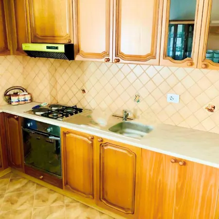 Star House 12 * Vlorë